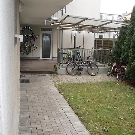 Apartment Monteurwohnung Im Zentrum Lierenfeld *