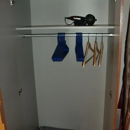 Apartment Monteurwohnung Im Zentrum Lierenfeld